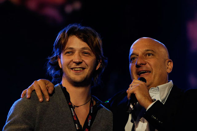 Claudio Bisio &mdash; C H I U D I