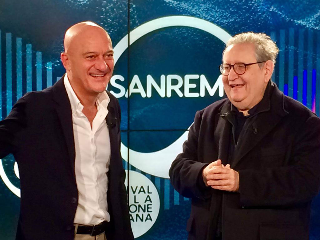 Claudio Bisio e Vincenzo Mollica durante lintervista a Sanremo